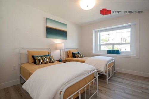 3143 8Th Avenue E, Vancouver, BC 