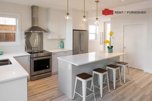 3143 8Th Avenue E, Vancouver, BC 