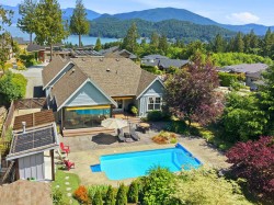 795 Madison Place Gibsons, BC V0N 1V1