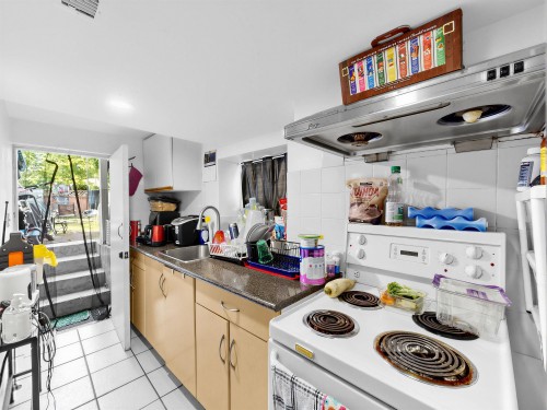 5033 Killarney Street, Vancouver, BC 
