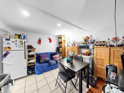 5033 Killarney Street, Vancouver, BC 