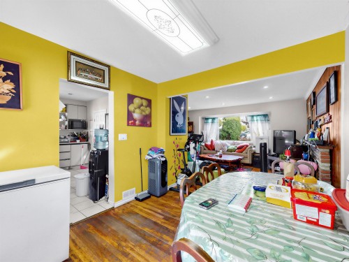 5033 Killarney Street, Vancouver, BC 