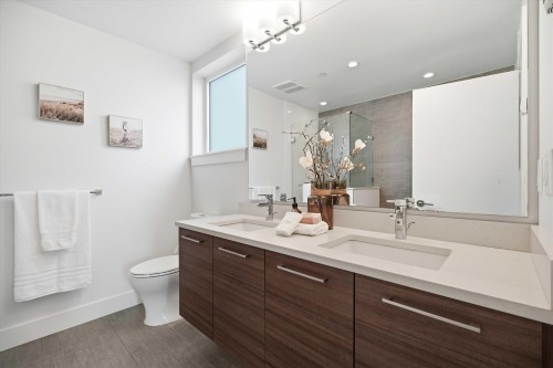 515-8580 River District Crossing, Vancouver, BC 