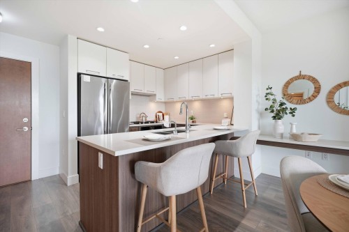 515-8580 River District Crossing, Vancouver, BC 