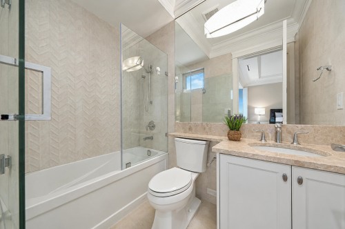 7380 Lismer Avenue, Richmond, BC 