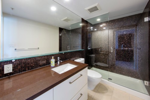 2305-833 Homer Street, Vancouver, BC 