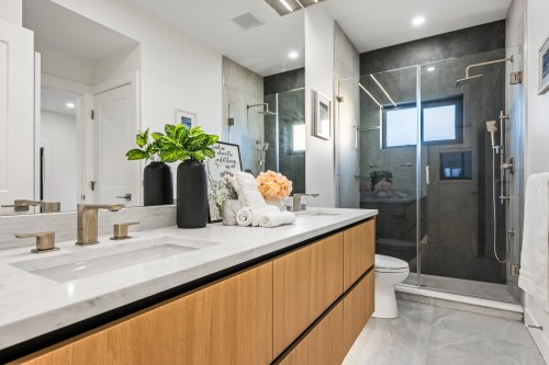 2-4875 Albert Street, Burnaby, BC 