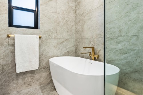 2-4875 Albert Street, Burnaby, BC 