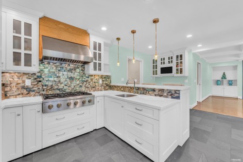 4941 Water Lane, West Vancouver, BC 