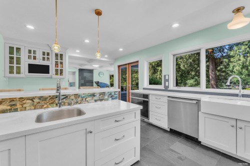 4941 Water Lane, West Vancouver, BC 