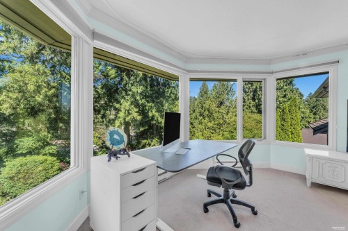 4941 Water Lane, West Vancouver, BC 