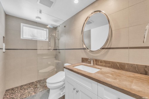 4941 Water Lane, West Vancouver, BC 