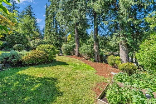 4941 Water Lane, West Vancouver, BC 