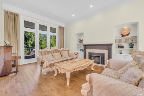 4941 Water Lane, West Vancouver, BC 