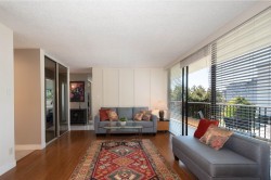 204-650 16th Street  West Vancouver, BC V7V 3R9
