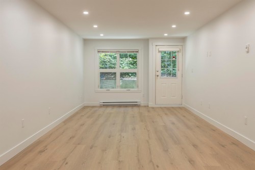 102-3787 Pender Street, Burnaby, BC - Indoor Photo Showing Other Room