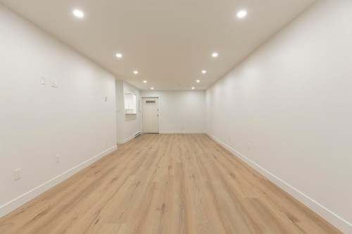 102-3787 Pender Street, Burnaby, BC - Indoor Photo Showing Other Room