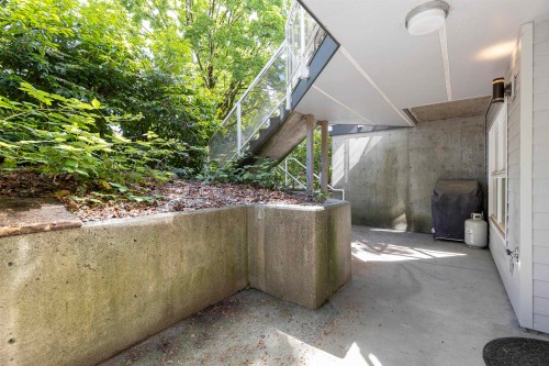 102-3787 Pender Street, Burnaby, BC - Outdoor