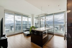 4805-777 Richards Street Vancouver, BC V6B 0M6