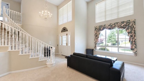 1421 Madrona Place, Coquitlam, BC 