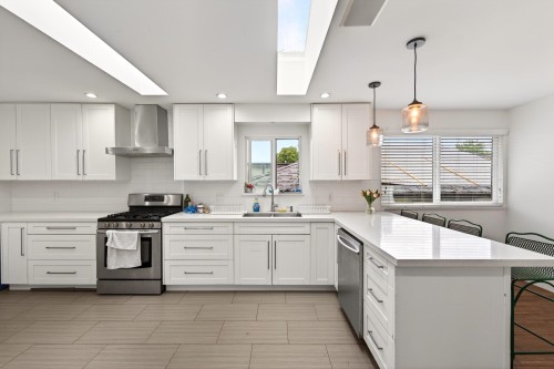 2532 24Th Avenue E, Vancouver, BC 