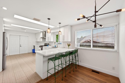 2532 24Th Avenue E, Vancouver, BC 