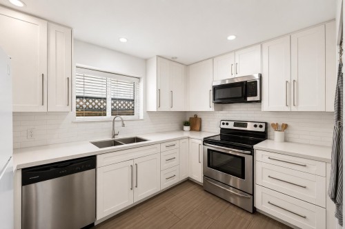 2532 24Th Avenue E, Vancouver, BC 