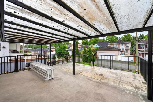 2532 24Th Avenue E, Vancouver, BC 