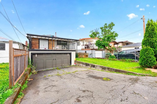 2532 24Th Avenue E, Vancouver, BC 