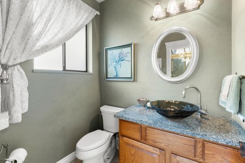 732 Rochester Avenue, Coquitlam, BC 