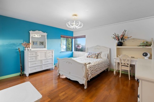 732 Rochester Avenue, Coquitlam, BC 