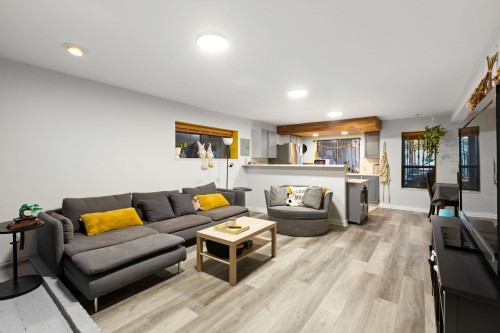 732 Rochester Avenue, Coquitlam, BC 