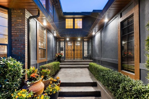 732 Rochester Avenue, Coquitlam, BC 