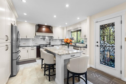 732 Rochester Avenue, Coquitlam, BC 