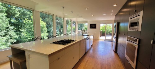 5344 Cliffridge Avenue, North Vancouver, BC 