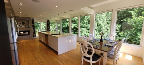 5344 Cliffridge Avenue, North Vancouver, BC 