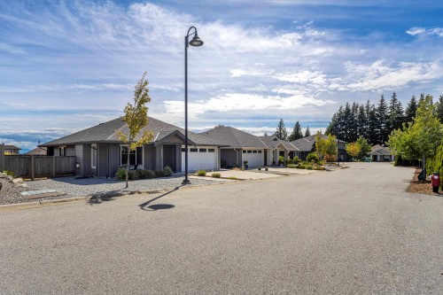 5664 Partridge Way, Sechelt, BC 