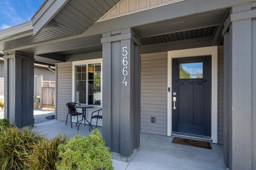 5664 Partridge Way, Sechelt, BC 