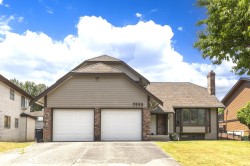 7440 Lawrence Drive Burnaby, BC V5A 4G7