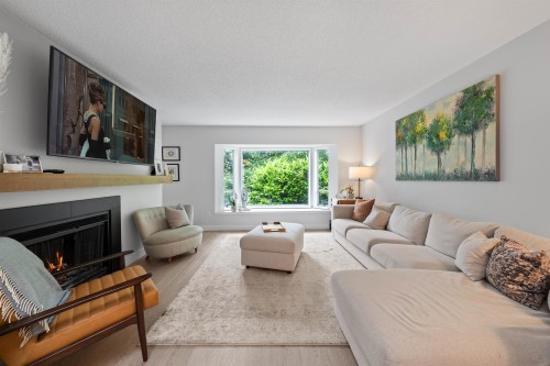 3381 Flagstaff Place, Vancouver, BC 