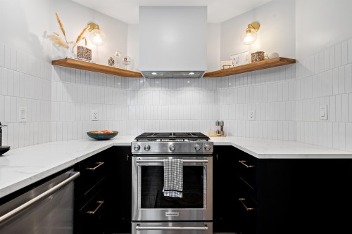 3381 Flagstaff Place, Vancouver, BC 