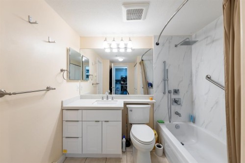 330-8880 Jones Road, Richmond, BC 