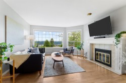 84 Ravine Drive  Port Moody, BC V3H 4T8