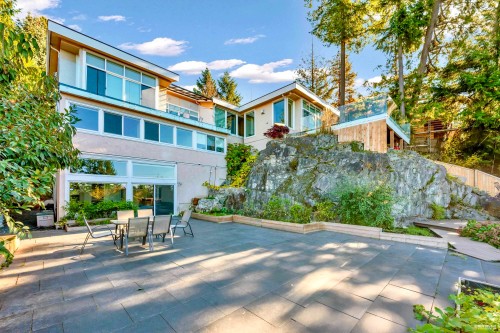 4673 Woodburn Road  West Vancouver, BC V7S 2W7