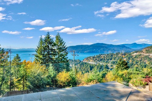 4673 Woodburn Road, West Vancouver, BC 