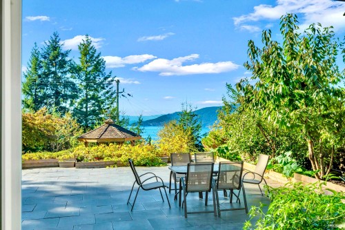 4673 Woodburn Road, West Vancouver, BC 