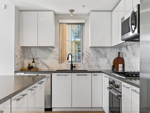 305-3281 Kent Avenue North E, Vancouver, BC 