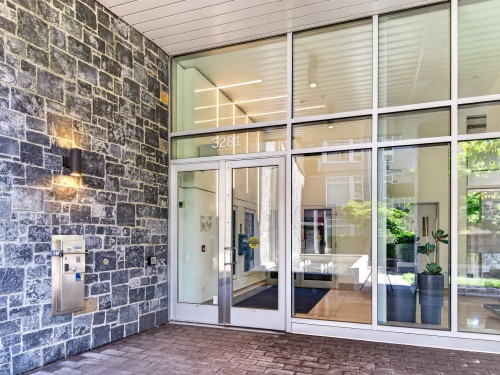 305-3281 Kent Avenue North E, Vancouver, BC 