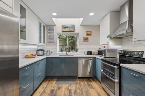 7-240 Keith Road E, North Vancouver, BC 