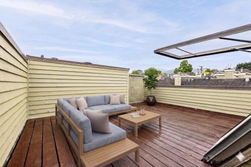 7-240 Keith Road E, North Vancouver, BC 